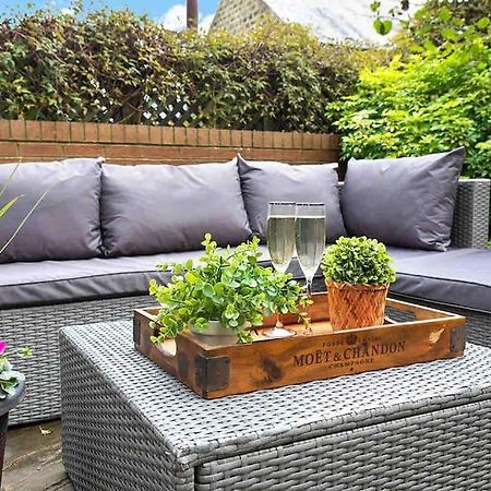The Stanley Suite 1 Bedroom Apt Dog Friendly Patio Харогейт Екстериор снимка